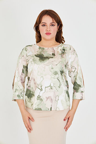 UNIQUE LADY بلوزة نسائية أنيقة بتفاصيل زهرة الساتان