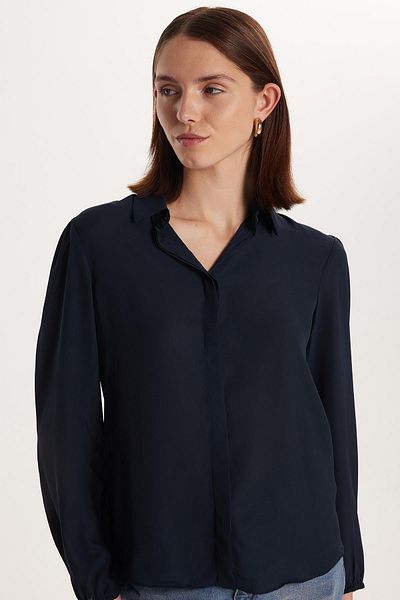 Tudors Дамска риза Relax Fit Casual Cut от креп плат, испански маншет, тъмносиня, обикновена