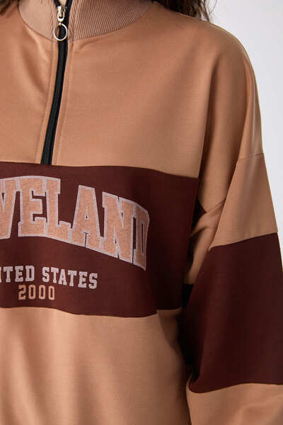 TOFİSA Γυναικείος ιδρώτας με ψηλό γιακά σε ταμπά χρώμα - 13070