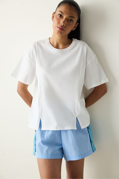 Penti Weißes T-Shirt mit Rundhalsausschnitt und Nahtdetails