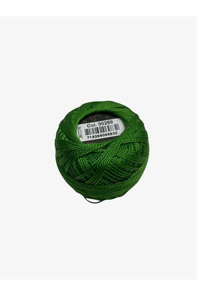 Yiğit Kumaş Embroidery Thread (Etamine Thread) Anchor No:8 Green Color 258