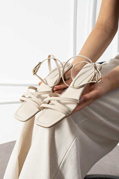 topukludünyası Γυναικεία πέδιλα με τακούνι Egg Heel Wraparound