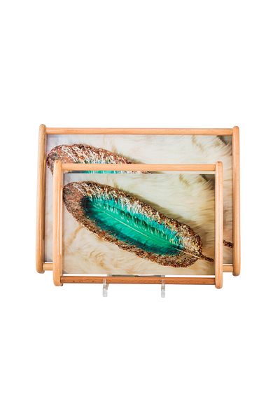 Dania A set of 2 wooden and glass plates and trays with elegant artistic drawings and colors. The medium size is 33*24 cm and the large size is 42*30 cm.