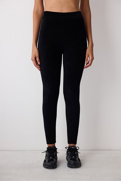 Penti Schwarze, gerippte Samt-Leggings mit hoher Taille