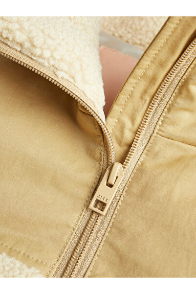 Jack & Jones Women's High Collar Teddy Puffer - Lisa