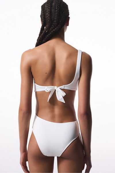 Penti Monokini mit weißen Perlen - Gamze Erçel-Kollektion