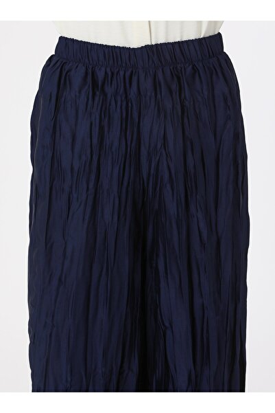 Refka Wrinkle Effect Pleated Trousers - Navy Blue - Refka