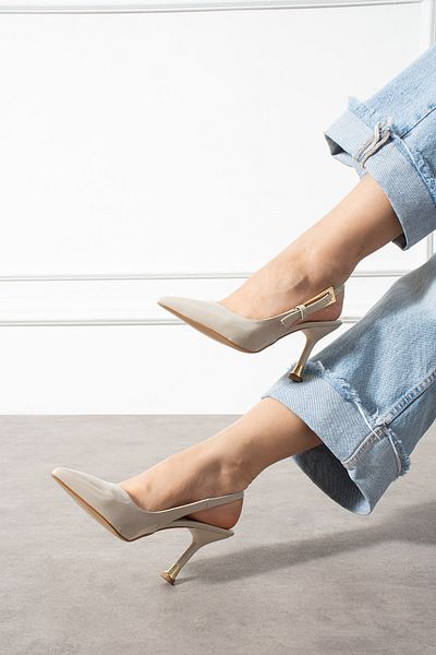 topukludünyası Women's Shoes with Gold Heel Detail