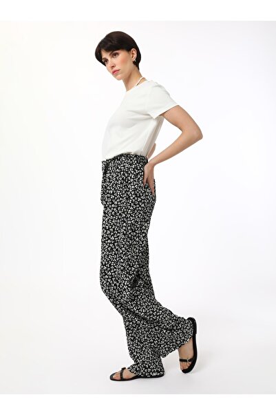 Benin Штани з візерунком квітів - чорні/білі - Benin