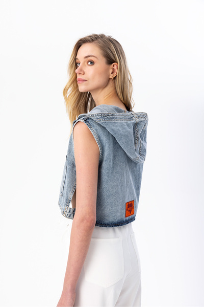 Berr-ın Джинсовий жилет з капюшоном, синій