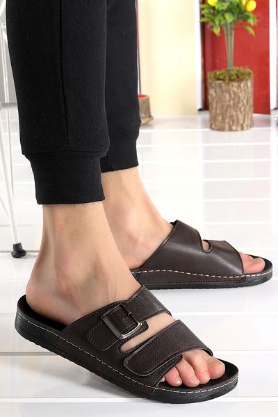 WOGGO Καθημερινές ανδρικές παντόφλες Velcro Ary 36-487