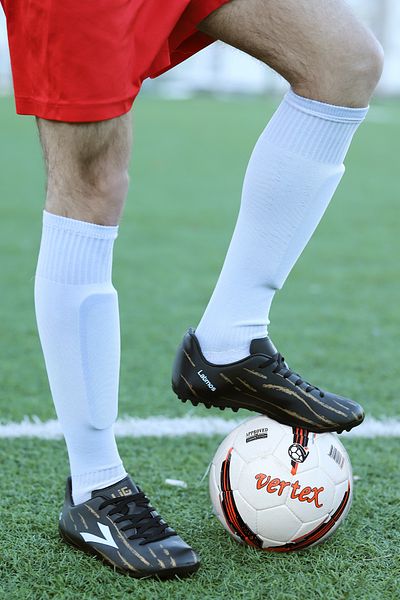 LIG Ανδρικά παπούτσια ποδοσφαίρου Latmos Hm Astroturf Μαύρα