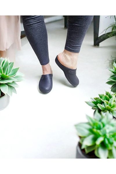 GEZER Eva Closed Toe Comfortable Sole Sabo Slippers