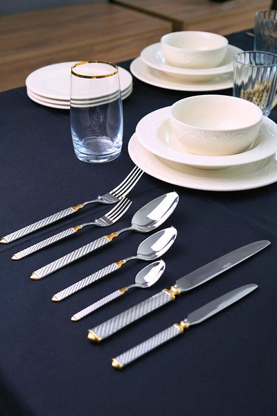 Lugga Linda Gold Cutlery Set for 12 People 84 Pieces