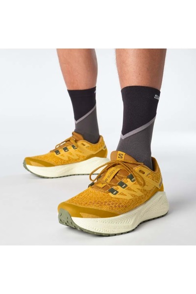 Salomon حذاء الجري Aero Glide 3 Grvl Trail للجنسين، حذاء رياضي أصفر