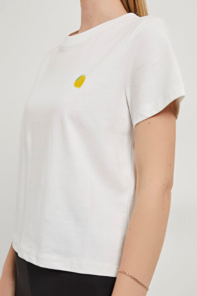 Arma Life Women's Lemon Patterned Crew Neck White Loose T-Shirt