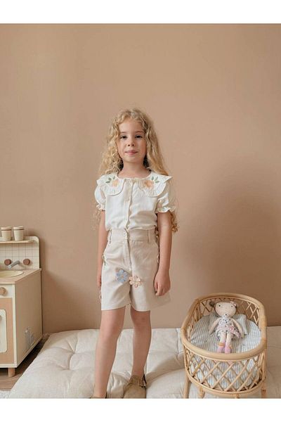 ARBİ kids Girl's Beige Floral Appliqued Elegant Simple Shorts Festive Suit