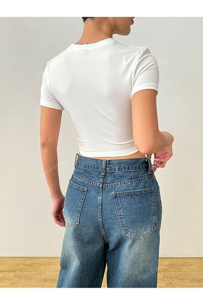 PALPİTO Tricou crop strâns cu decolteu alb Rockstar imprimat pentru femei