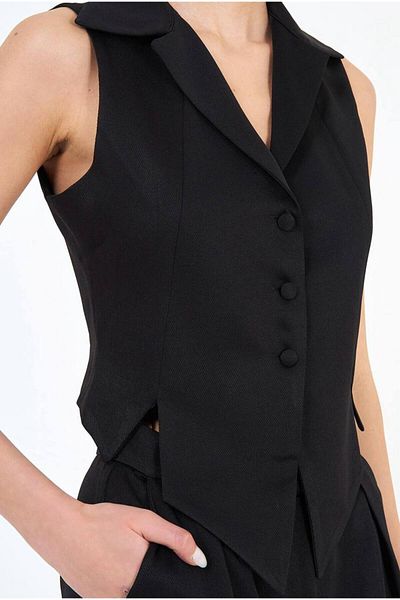 nidistore Black Special Design Front Slit Short Vest