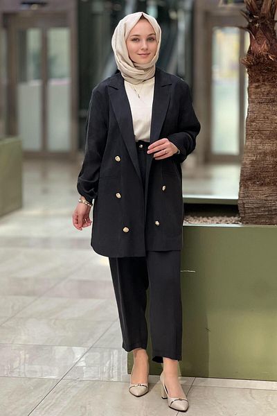 Ghisa طقم سترة وبنطلون بستة أزرار