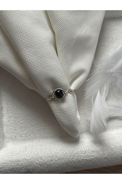 Pel Design Minimal Shungite Stone Silver Wire Ring