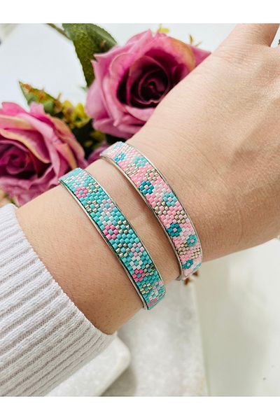 By Selen Suyolcu Miyuki Daisy Handcuff Bracelet