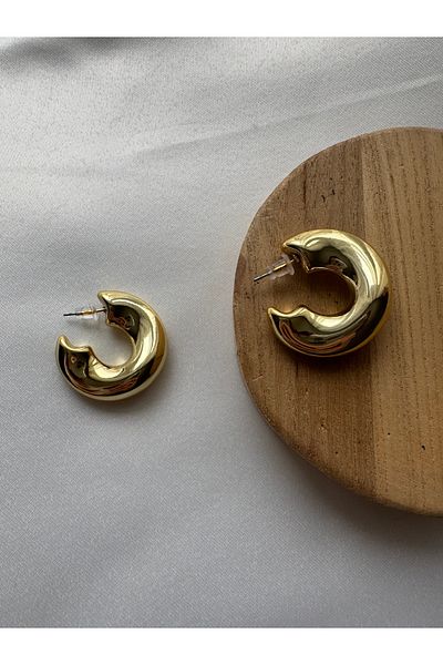 Petra Jeweils Wavy Gold Hoop Earrings