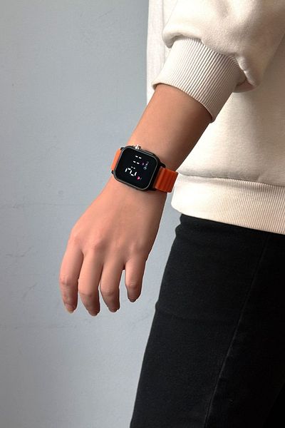 Aqua Di Polo 1987 ساعة يد رقمية LED سيليكون برتقالية للجنسين APWR033308