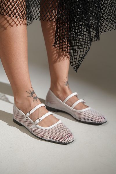 lovitto Women's Tape Buckle Detailed Leather Mesh White Ballerinas