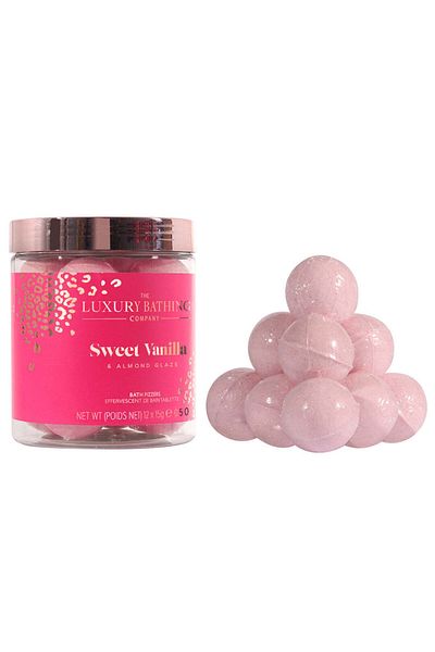 The Luxury Bathing Company Restore Gift Set, Sweet Vanilla & Almond Glaze, Bath Balls, The Luxury Bathing Company, 10 x 15 g