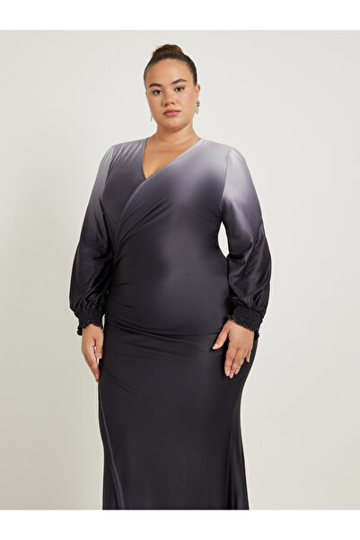 Styli Plus Size Ombre Print Gathered Detail Wrap Maxi Dress