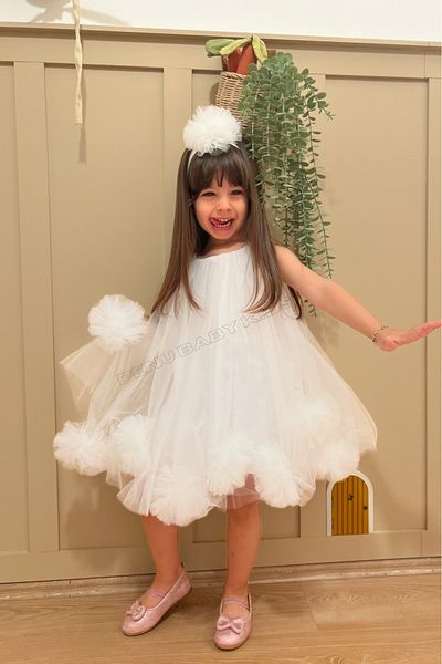 penu baby kids فستان أبيض بدون أكمام مع كشكشة على شكل كشكشة وتاج للفتيات الصغيرات - لارا