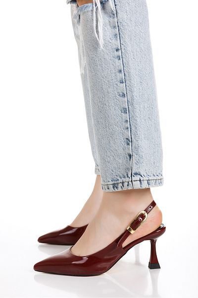 S.N.S SHOES Moda Ayağınızda Heeled Women's Shoes with Gold Buckle