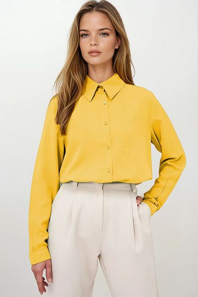 VAGGON Women's Yellow Basic Woven Shirt Vgn-X5442