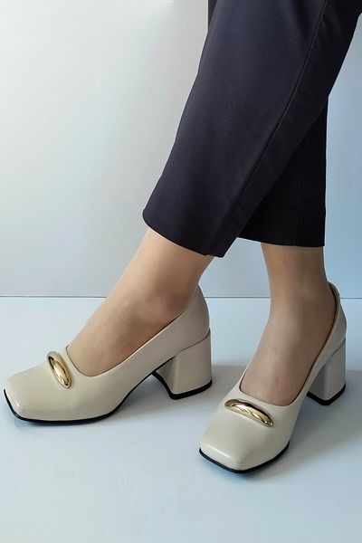 ERS Air Comfort Women's Beige Genuine Leather Classic Heeled Shoes Blunt Toe Gold Buckle Detailed