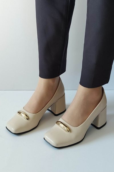 ERS Air Comfort Women's Beige Genuine Leather Classic Heeled Shoes Blunt Toe Gold Buckle Detailed