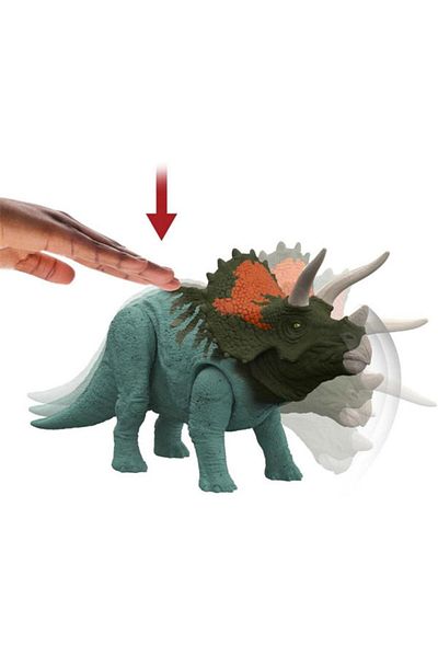 mattel Jurassic World Dominion Triceratops dinosaur figurine