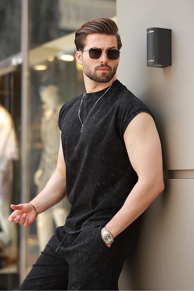 Madmext Black Basic Men's Ripped Detailed Shorts T-Shirt Set E7319