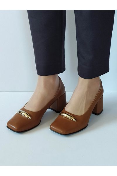 ERS Air Comfort Women's Tan Genuine Leather Classic Heeled Shoes Blunt Toe Gold Buckle Detailed