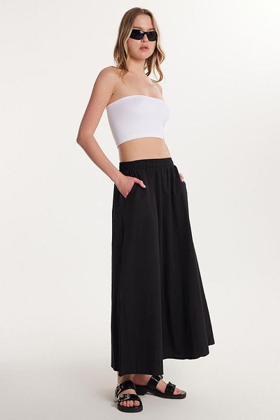 Tudors Women's Standard Fit Black Skirt with Elastic Waist