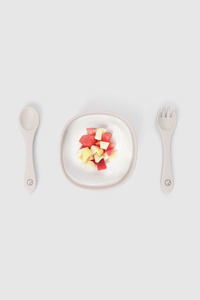 Little Gusto Silicone Vacuum Beige Food Plate and Fork Spoon Set