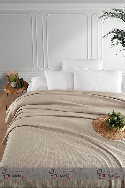 Life Line Double Bedspread