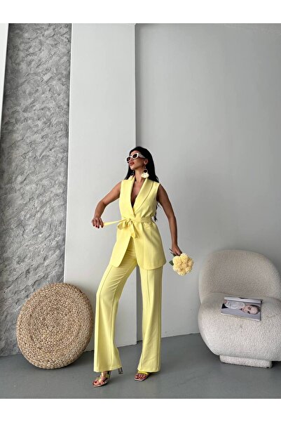 ZF BUTİK Costum cu vestă și pantaloni cu curea