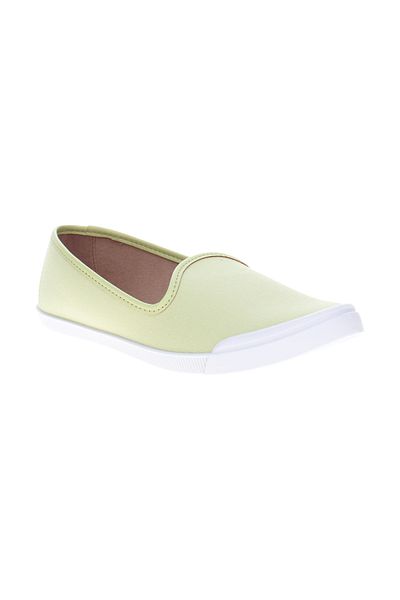 Moleca Ladies Closed/Flat Shoes Green | Made In Brazil