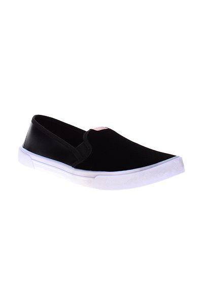 Moleca Ladies Closed/Flat Shoes Black | Made In Brazil