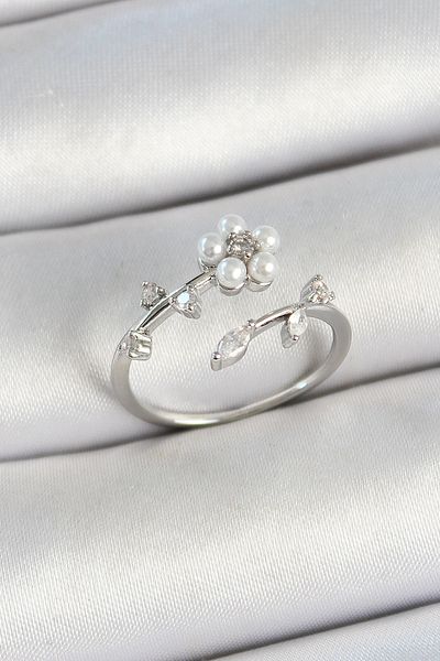 BESKAR Silver Color Adjustable Women's Ring with Daisy Figure and Zircon Stone with Brass Pearl Detail