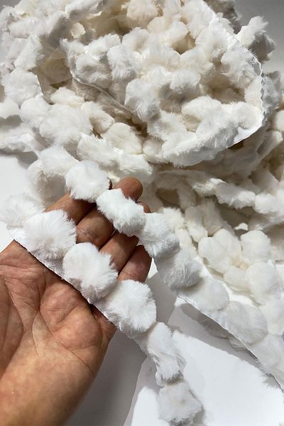 Limelia White Plush Ribbon Pompom, Rabbit Tail Pompom, Plush Pompom 1 Mt