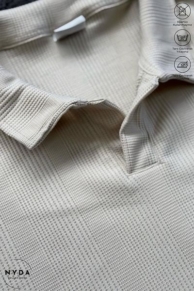 Nyda Collections Cotton Honeycomb Fabric Pattern Men Women Unisex Polo Neck T-Shirt and Shorts Set Set of 2