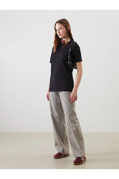LC Waikiki Γυναικείο T-Shirt με λαιμόκοψη - S5GP39Z8