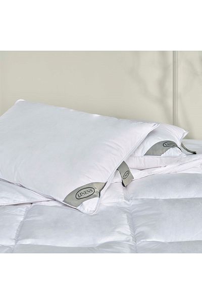 Linens Elegance Goose Feather Standard Pillow